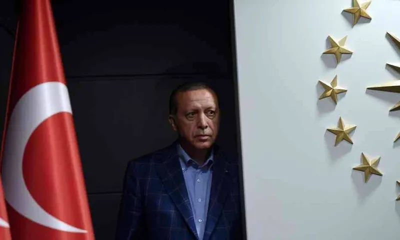 Akit Yazarı'ndan Hükümete Şok Eleştiri: Pahalılığın Sebebi Sensin!