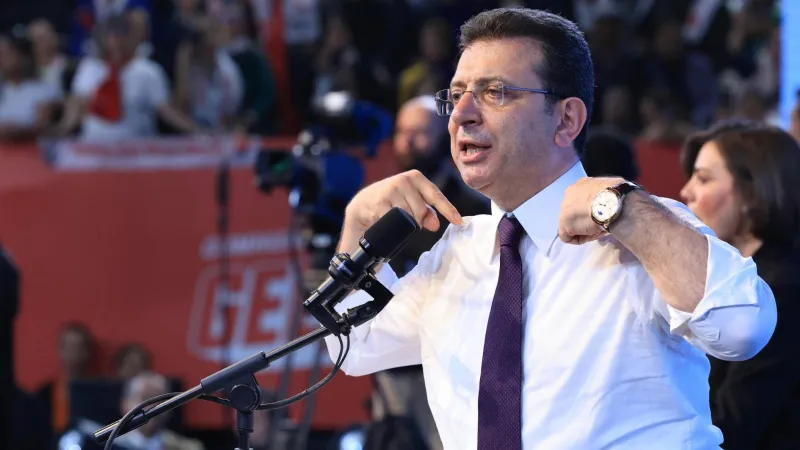 Anadolu Ajansı, 'İmamoğlu'na ait olduğu iddia edilen telefonun bulunduğunu' öne sürdü