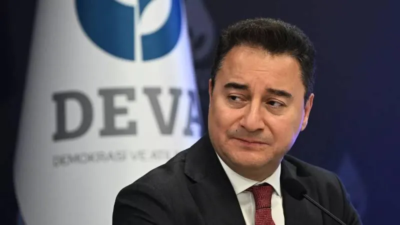 Babacan: Fakir daha fakir, zengin daha zengin oldu