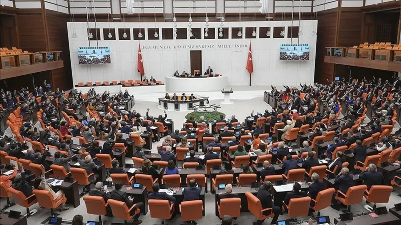 Bayram tatili sonrası Meclis'te yoğun mesai: Belediye düzenlemesi geliyor
