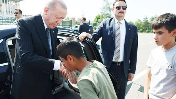 Erdoğan'dan Adıyamanlı Çocuklara Sürpriz Ziyaret! Ne Konuşuldu?