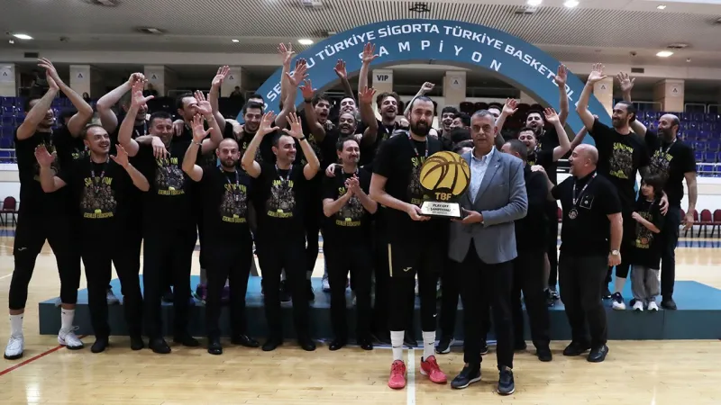Esenler Erokspor Süper Lig'de! Ankara'yı Devirdi, Şampiyon Oldu!