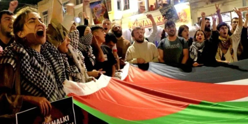 Türkiye İsrail Ticareti: Filistin İçin Bin Gençten Şok Eylem!