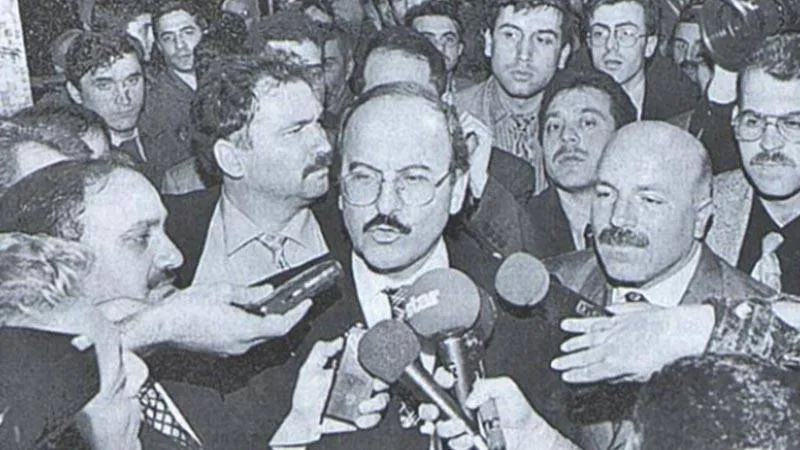Gaziosmanpaşa’nın CHP’den AKP’ye geçmesinin ardından “1998” yılını hatırlattılar: Refah Partisi'nin çoğunluğu olmamasına rağmen…