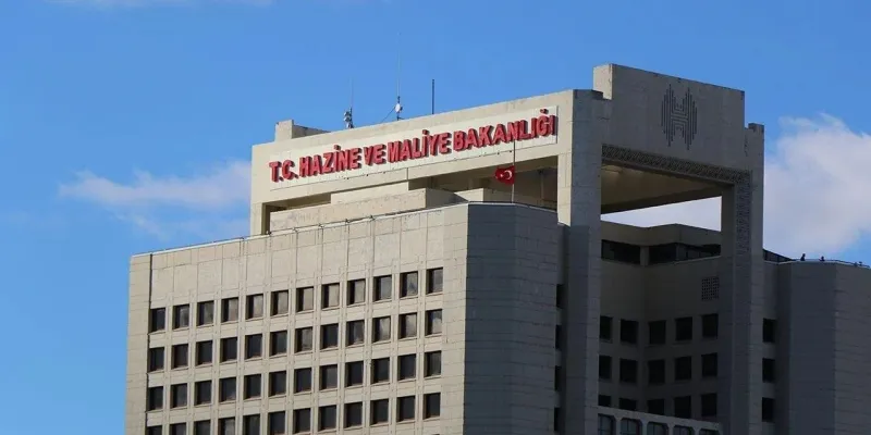 Hazine’den üç ihale birden
