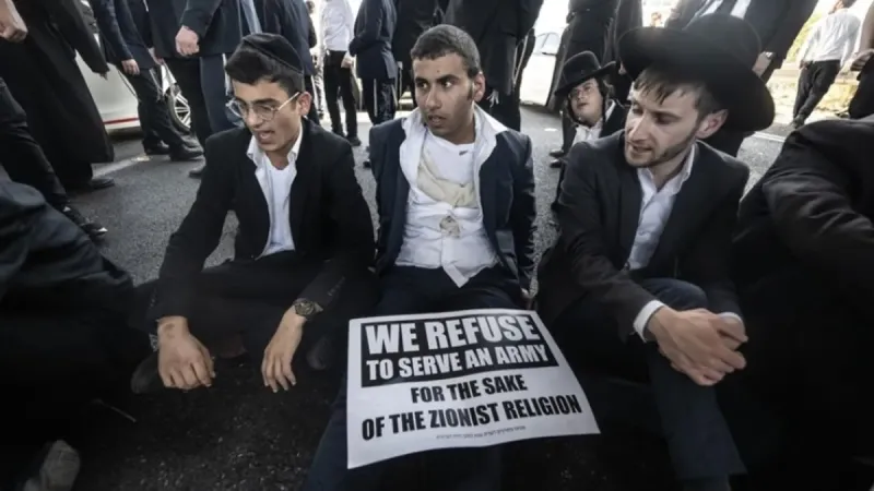 İsrail'den Şok Karar! 50 Bin Öğrenci Askere Alınıyor Mu?