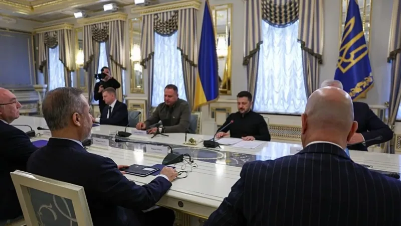 Kiev'de Zelenskiy - Fidan zirvesi!