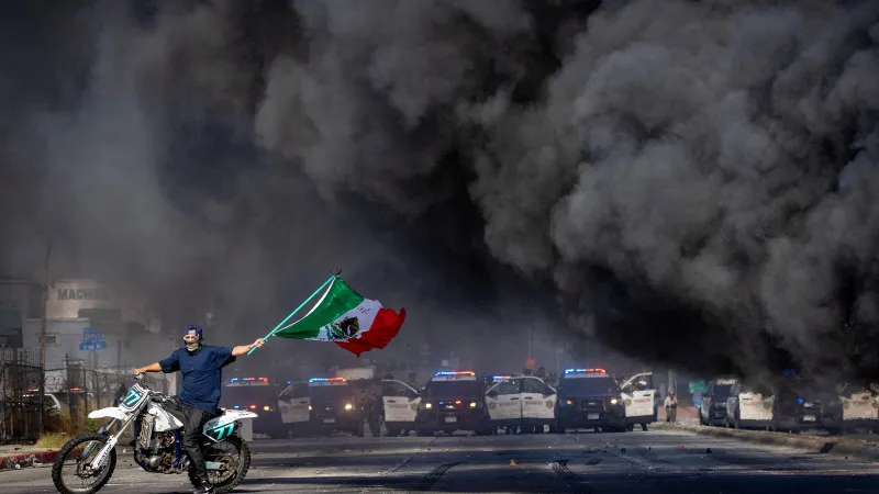 Los Angeles Alarmda! Trump'tan 2000 Askerlik Müdahale Mi?