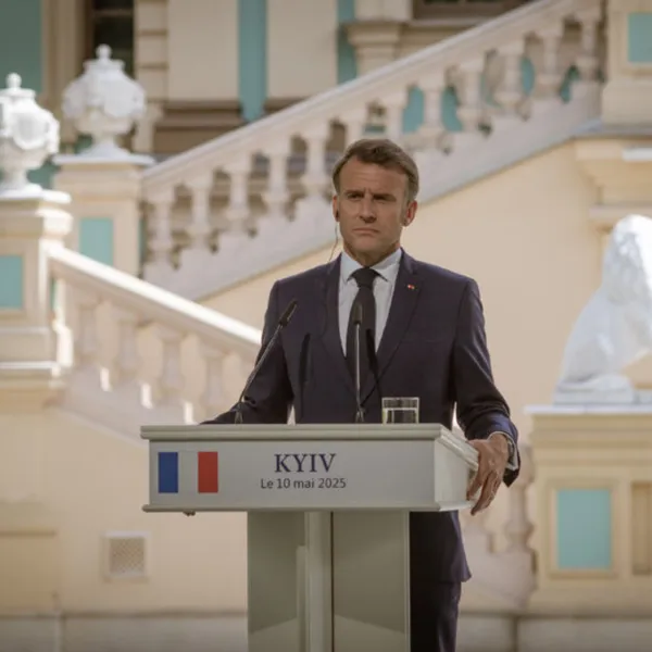 Macron'dan İsrail'e Şok Çağrı: Neler Oluyor?