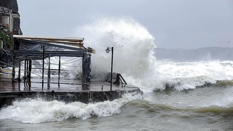 Meteoroloji'den iç ve batı kesimler için fırtına uyarısı