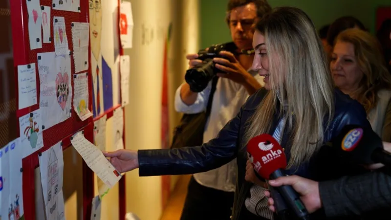 Çocuklardan İmamoğlu'na Destek Mektupları: "Üzülme Ekrem Abi!"