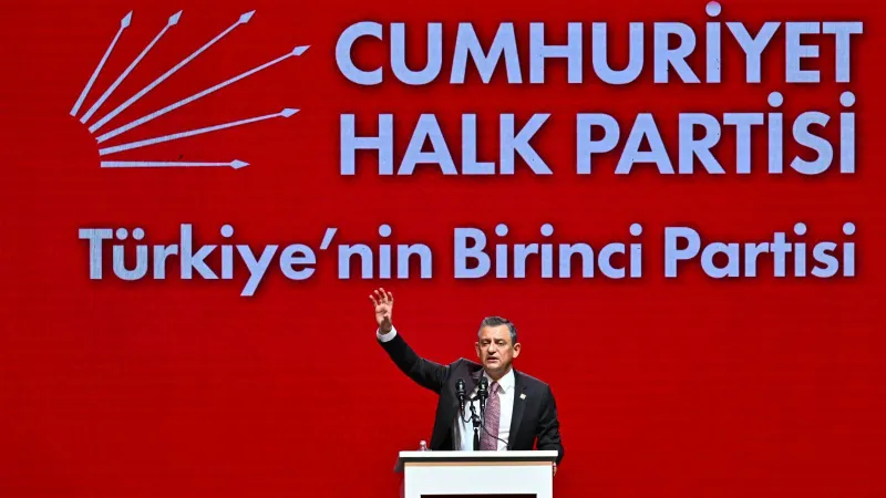 CHP Kurultayında Şok! Özgür Özel'e Soruşturma mı? İşte Detaylar!