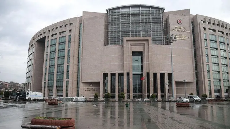 İstanbul Başsavcılığı'ndan Valiliğe Yolsuzluk ve Terör Soruşturması Bilgilendirmesi