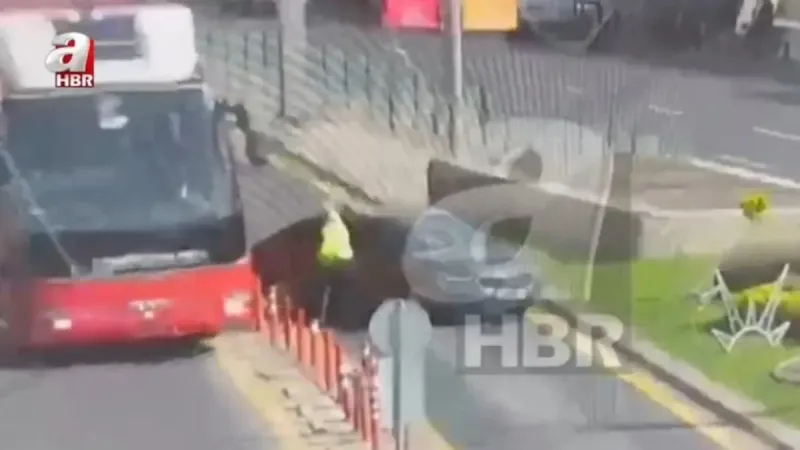 CHP'li Vekilin Şoförü Polise Saldırdı! Şok Eden Görüntüler