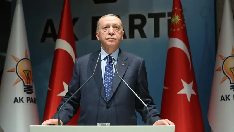 Erdoğan'dan PKK'ya Net Mesaj: Silah Bırakma Süreci Yakından İzlenecek!