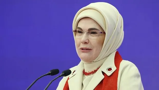 Emine Erdoğan'dan Sanat Çağrısı: Eserler Eriyip Gitmesin!