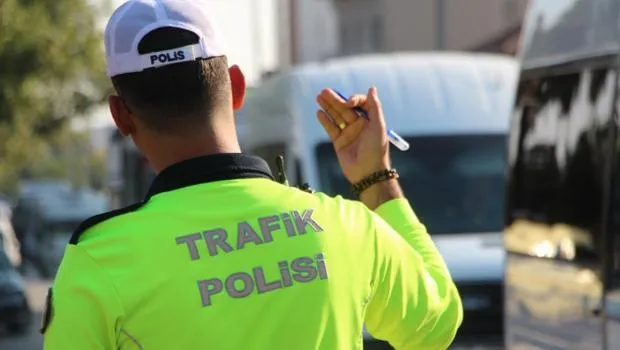 Yerlikaya Açıkladı: Trafikte Rekor Ceza! Neler Oldu?