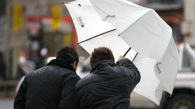Hava Alarmı! Meteoroloji'den Sağanak ve Kuvvetli Rüzgar Uyarısı