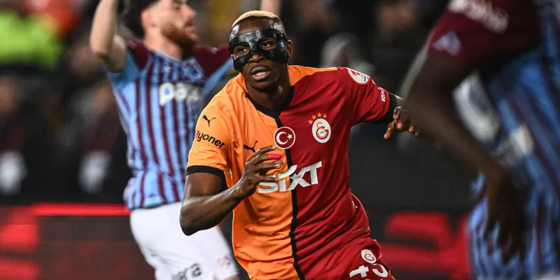 Osimhen'den Transfer Açıklaması: Kalacak mı, Gidecek mi?