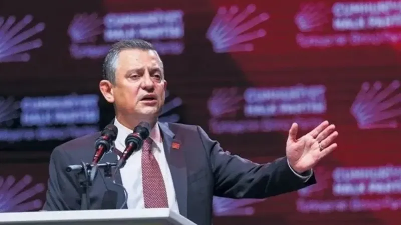 Özgür Özel'in Ekrem İmamoğlu'na karşı kurultay hamlesi ne anlama geliyor