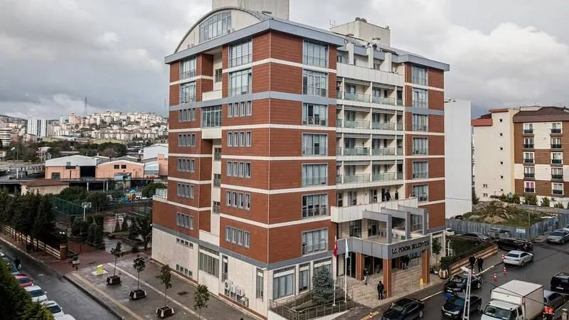 Pendik Belediyesi'nden Şok Harcamalar! Termos ve Fincanlara Milyonlar Mı Gömüldü?