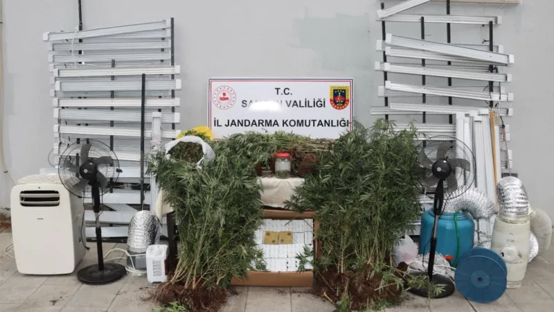 Samsun'da Şok! Evinde Uyuşturucu Üreten Adam Tutuklandı
