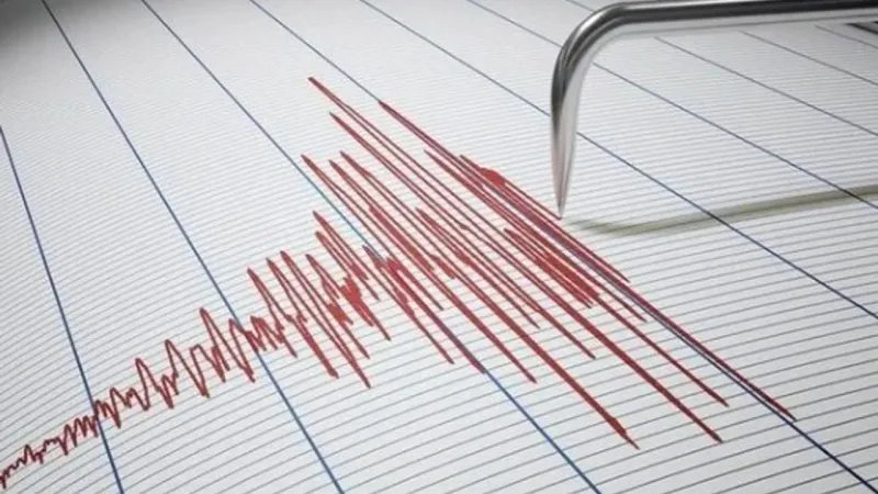 Kütahya'da Şiddetli Deprem! Yerin Kaç Kilometre Altında Oldu?