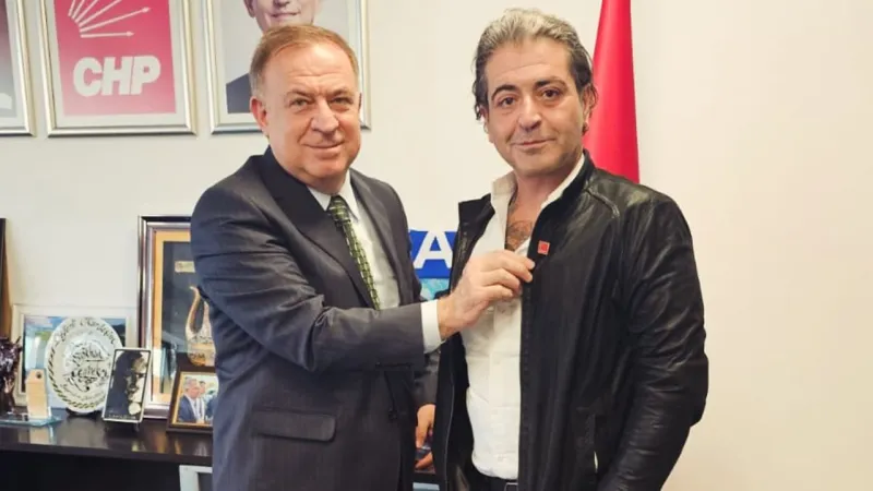 Şef Hazer Amani CHP'ye Katıldı! Siyasette Yeni Lezzetler Mi?
