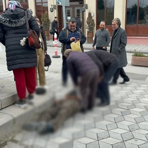 Eskişehir'de Yürürken Kalp Krizi! 56 Yaşındaki Adam Hayatını Kaybetti