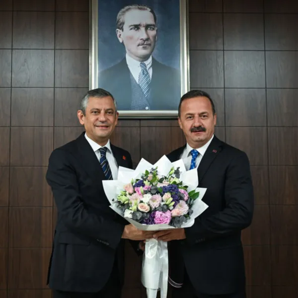 Özgür Özel'den Anahtar Parti'ye ziyaret