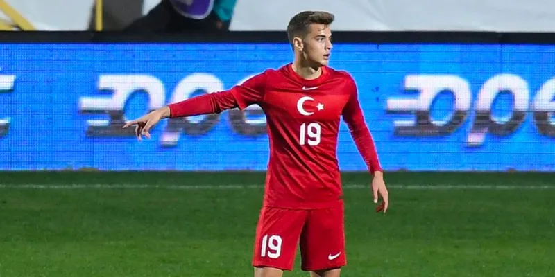 Batuhan Kör Transferi: Şampiyonluktan Zirveye Uçuş!