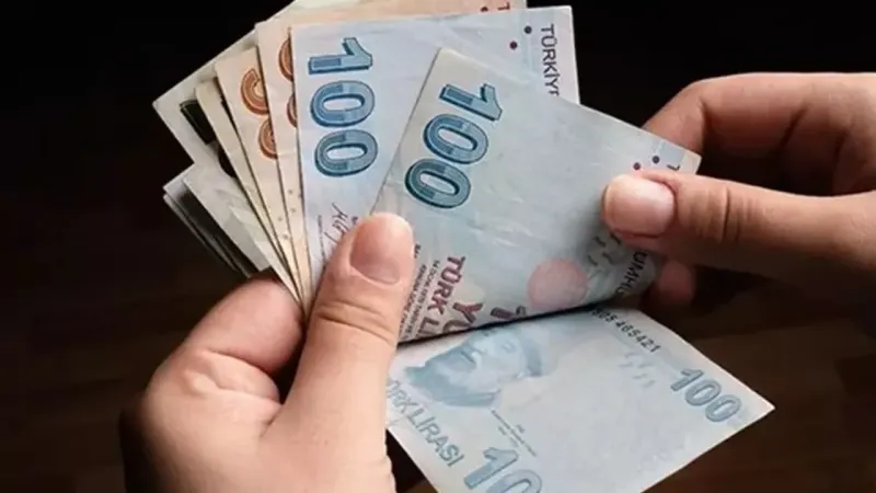 SGK uzmanı anlatı: İşçiye çifte ücret!
