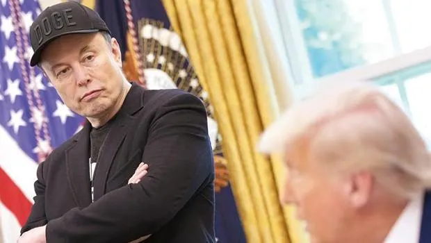 Trump ve Musk Savaşı: İttifak Neden Çöktü? Tesla Değer Kaybı Şoku!